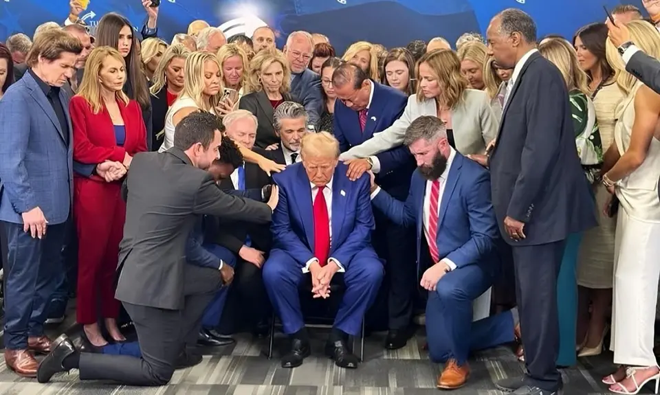 Christian Leaders Pray Over Trump