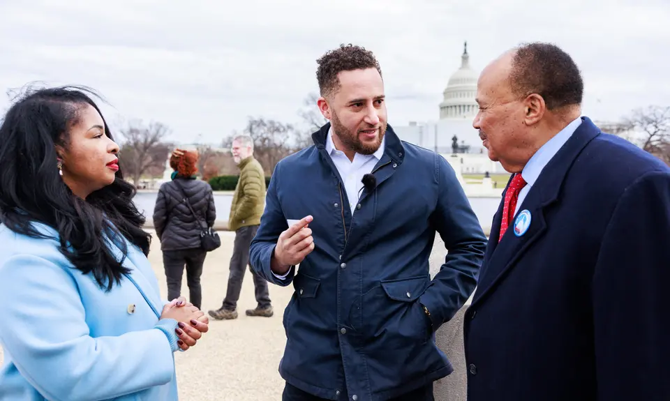 People For President Svante Myrick speaks with Martin Luther King III and Arndrea King