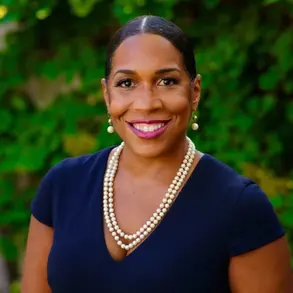 Juliana Stratton