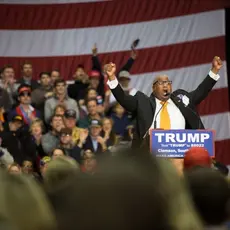 Pastor Mark Burns speaking at a rally for Donald Trump in 2016.